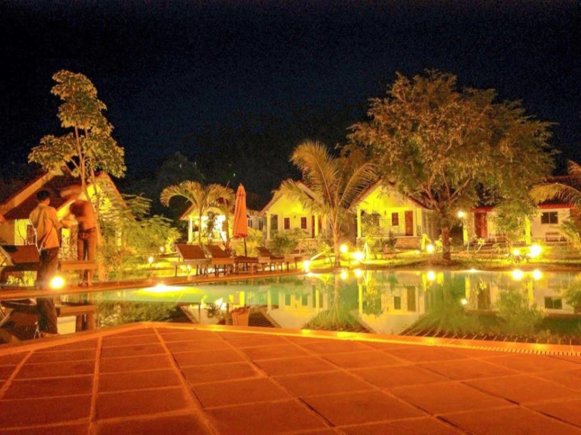 Kep Bungalows Esterno foto