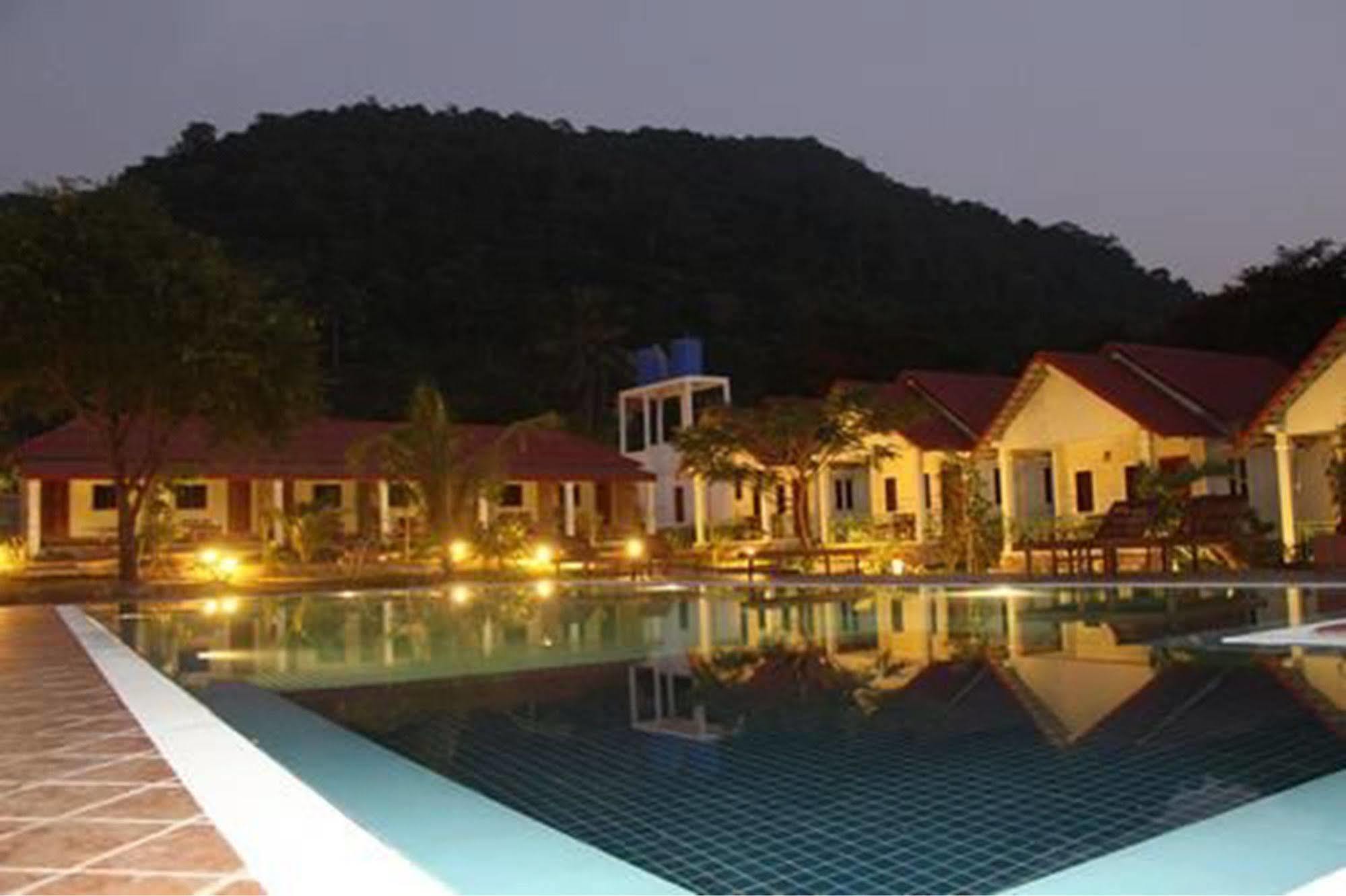 Kep Bungalows Esterno foto